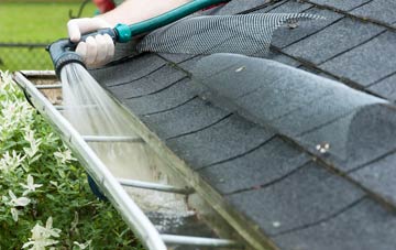 Spacey Houses gutter cleaning costs